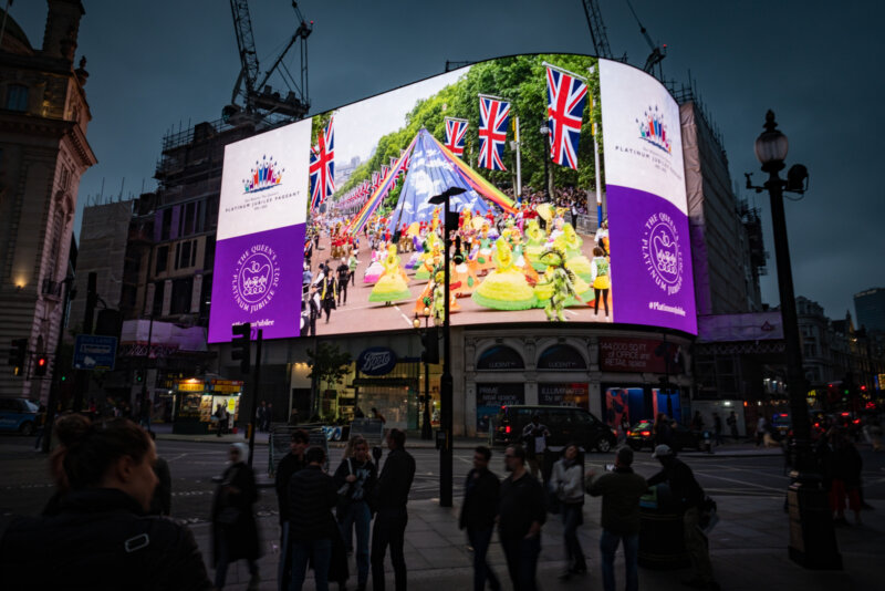 Piccadilly 2